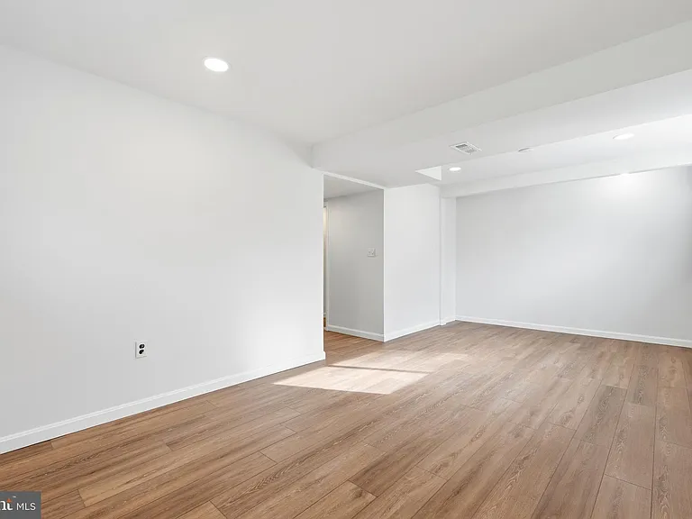 6741 Kincheloe Ave — Photo 26