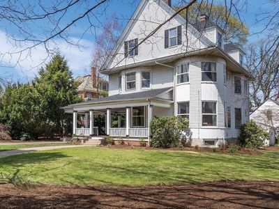 767 Commonwealth Ave, Newton, MA, 02459
