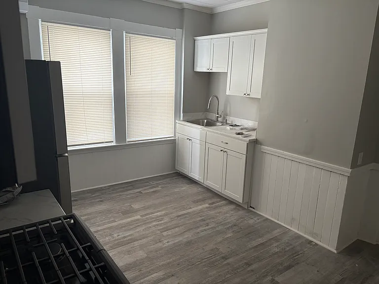 128 Dartmouth St #1 — Photo 2