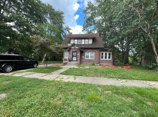 345 Calumet Blvd, Harvey, IL 60426