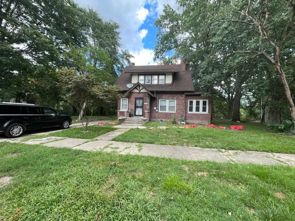 345 Calumet Blvd, Harvey, IL 60426