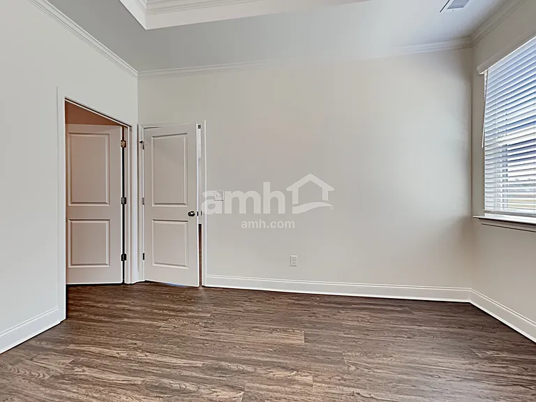 299 Bering Ln — Photo 9