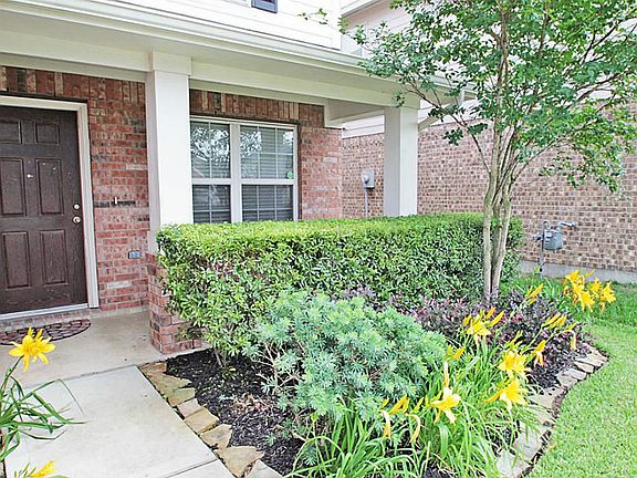 4th image of 18111 Almond Place Ln