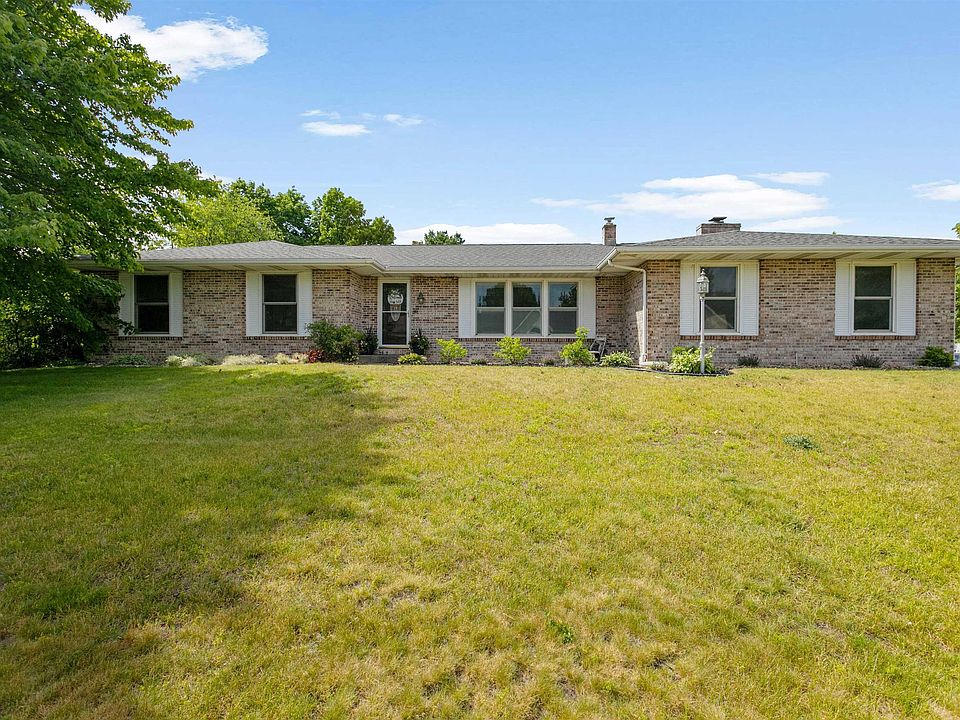 1st image of 11901 Buttercup Ln