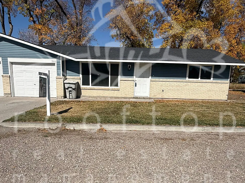 3842 Hawthorne Rd