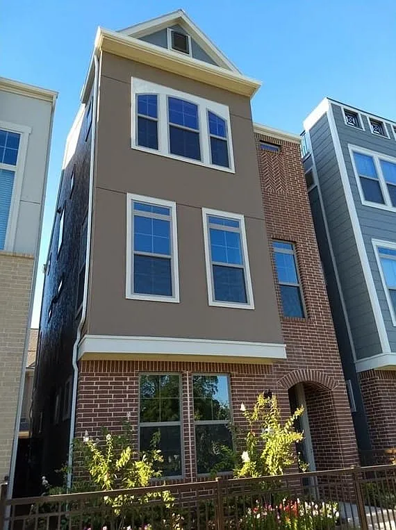 3 bed, 3.5 bath, 1852 sqft, $3,250 — Photo 1