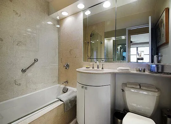 Sold by Warburg | media 4