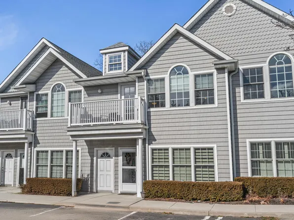 116 Stewart Avenue #C, Bethpage, NY 11714