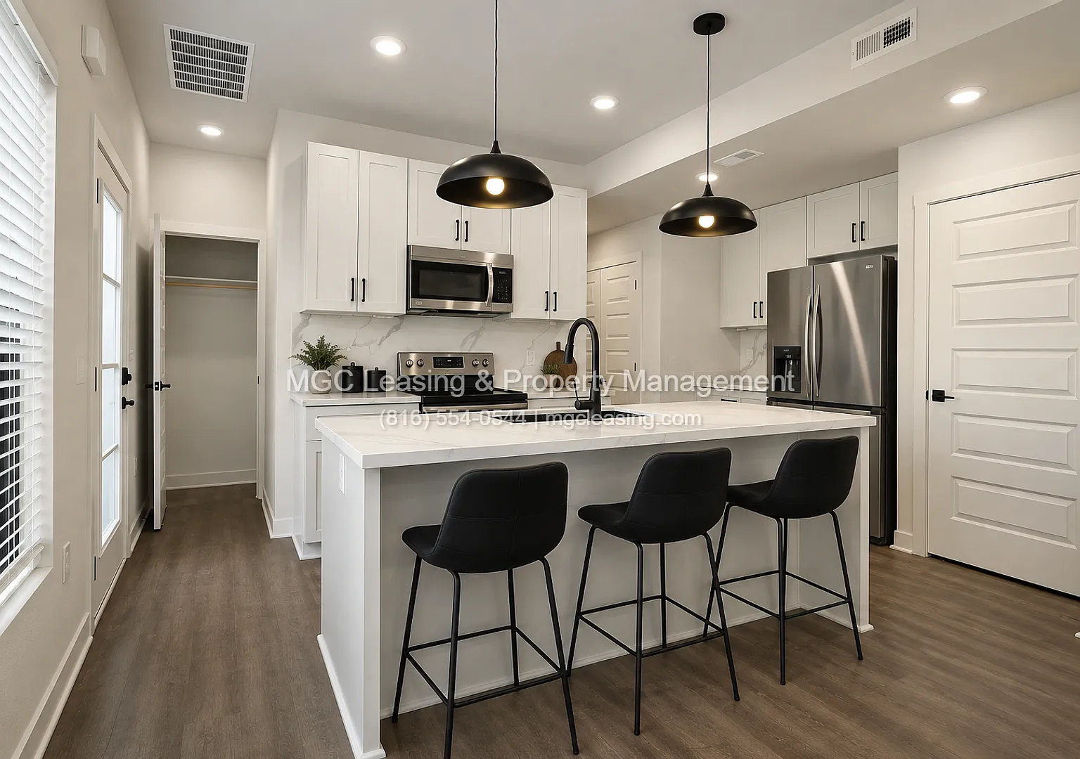 243-249 Pawpaw Rd — Photo 1