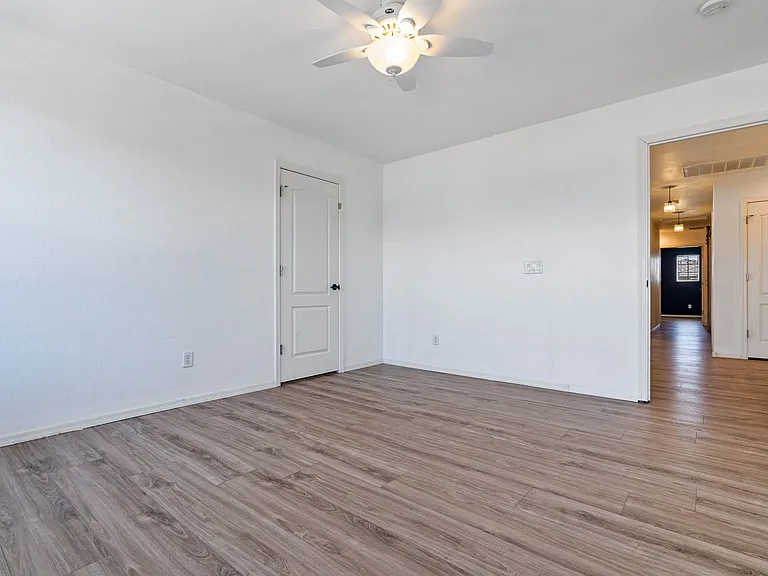 24-web-or-mls-Done Interior 2-23_08052024