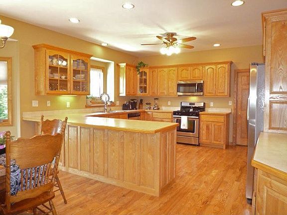 Kitchen w/Ash cabinets