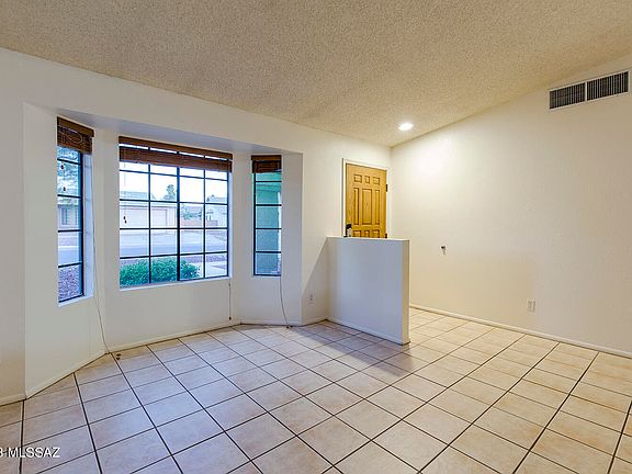 4th image of 4794 W Rosebay St