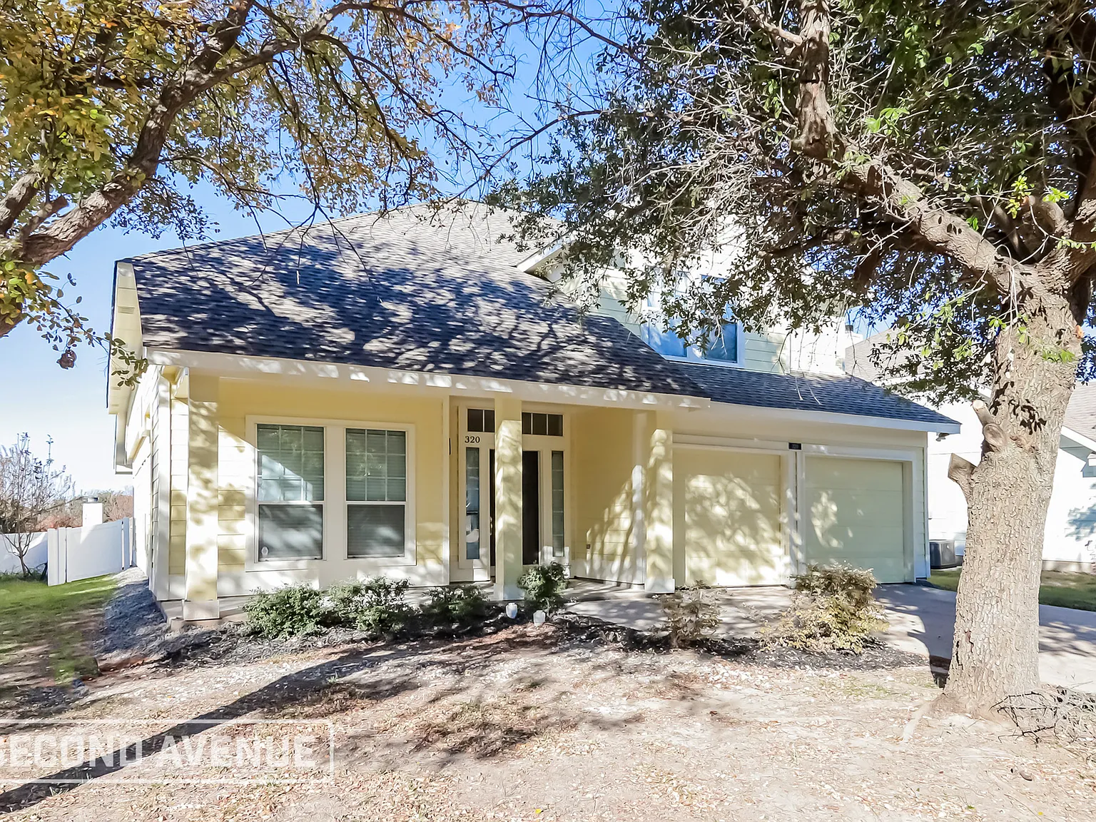 4 bed, 2.5 bath, 2627 sqft, $2,799 — Photo 1
