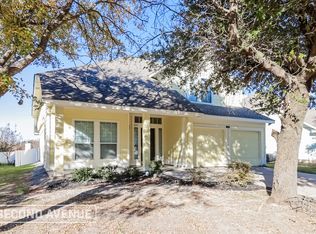 320 Creekside Dr, Anna, TX 75409