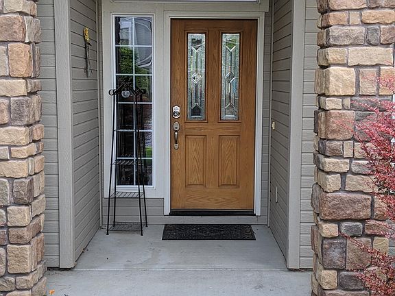 Front entryway