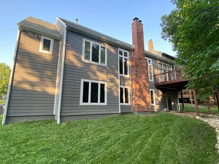 13822 Hardy St — Photo 2
