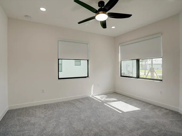 12474 SW La Costa St — Photo 6