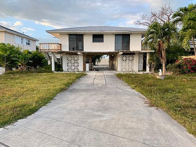 1st image of 24720 Park Dr