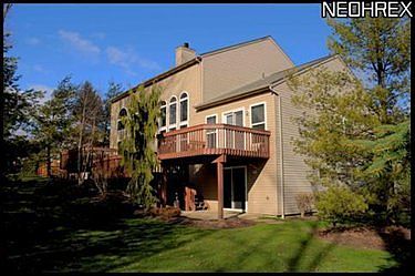 2nd image of 614 Magnolia Ln