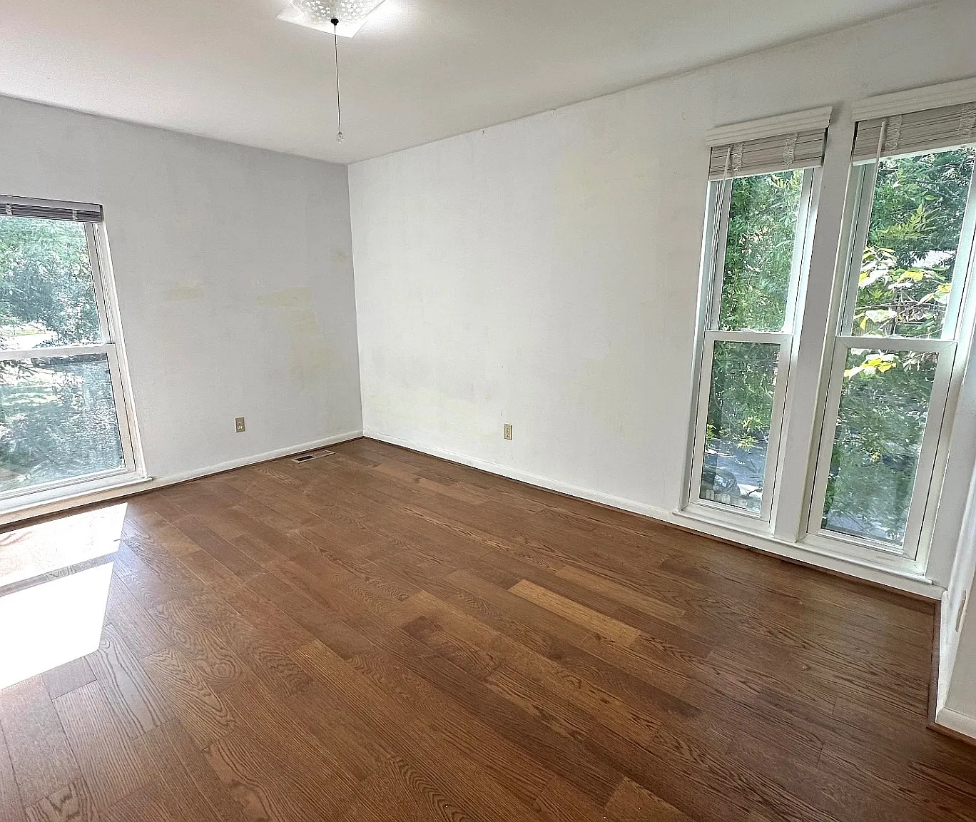 7311 Larrup Ct — Photo 1