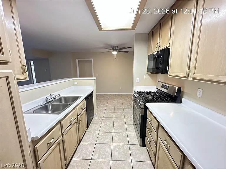 4873 S Torrey Pines Dr #103 — Photo 9