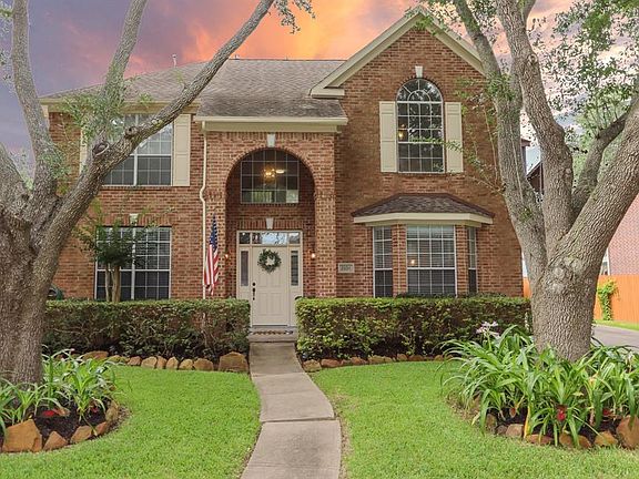 2nd image of 2106 Hollow Reef Cir