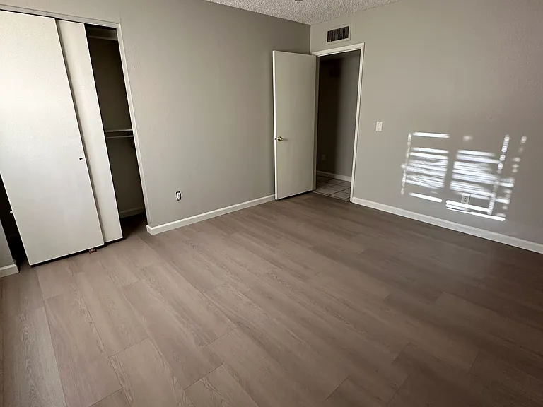 48 E 14th St #50 — Photo 9