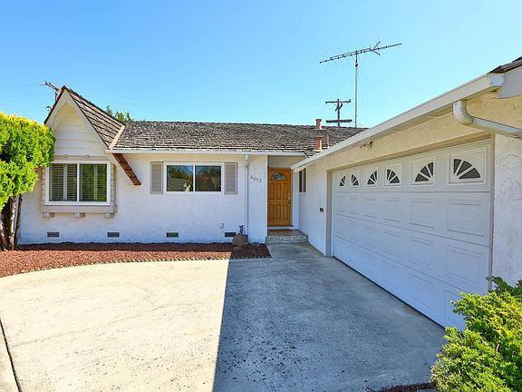 2nd image of 6862 Westmoor Way