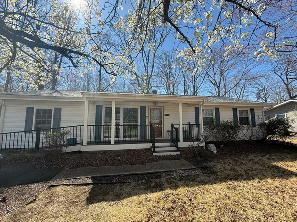 22041 Spring Valley Dr, Lexington Park, MD 20653