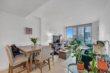 3 Court Square, #1207