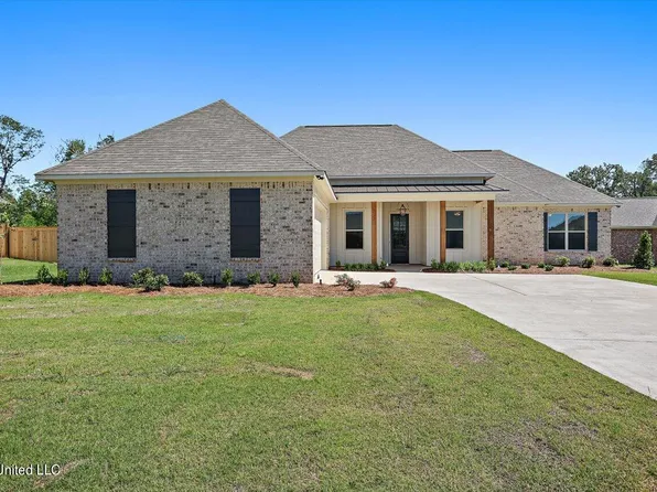 120 Catherine Blvd, Clinton, MS 39056