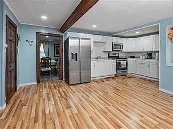 2 bed, 800 sqft, $1,750 — Photo 3