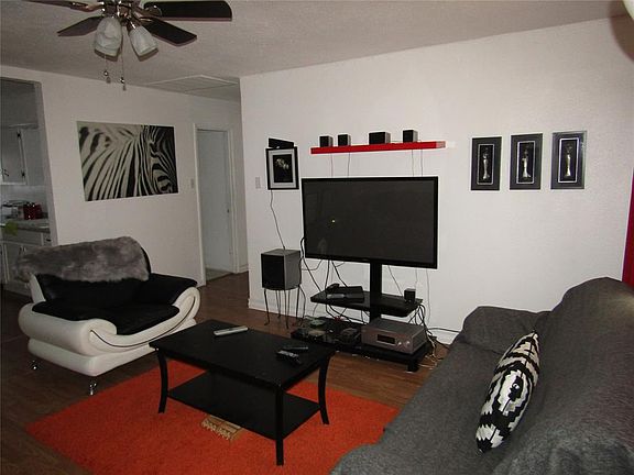 5th image of 1116 Park Dr