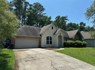 360 Lucia Ln, Mandeville, LA 70448