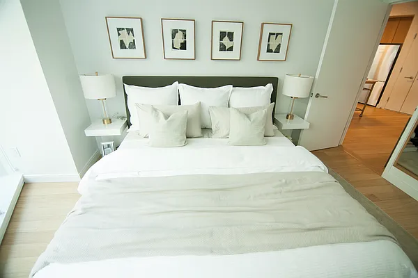 Rented by The Durst Organization | media 5