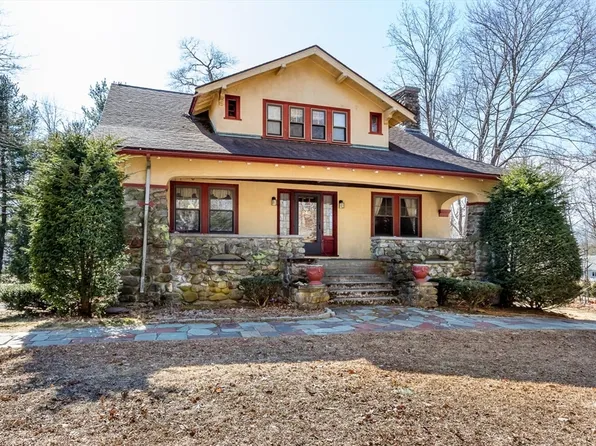 240 Chapman St, Canton, MA 02021