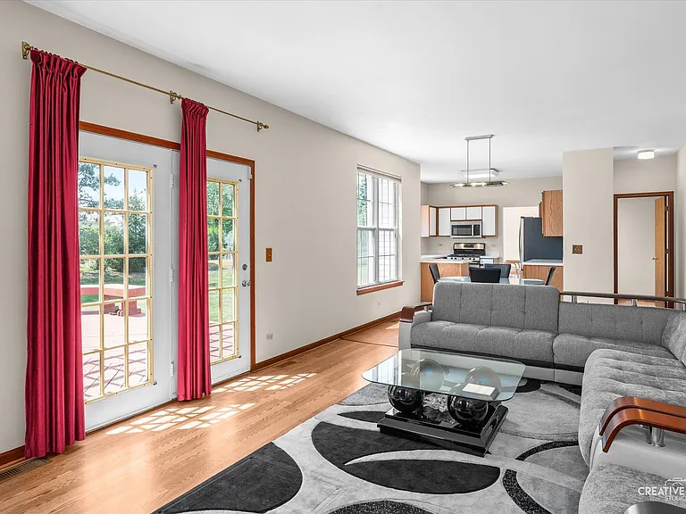 1348 Amaranth Dr — Photo 14