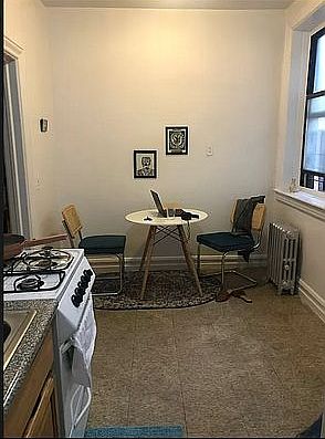 4th image of 49 E 19th St #64