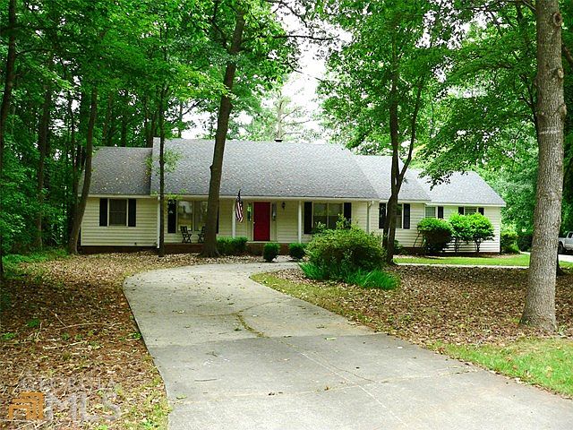1st image of 37 Stonehaven Dr
