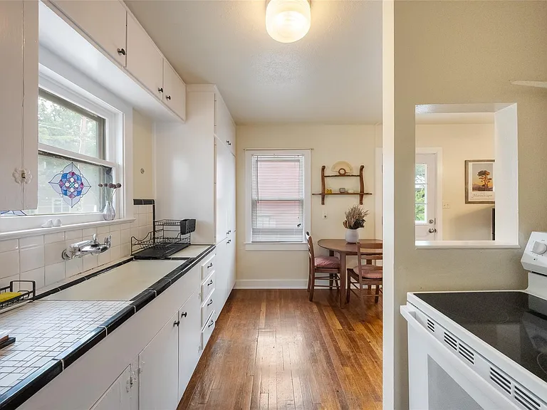 706 Patterson Ave #1/2 — Photo 8