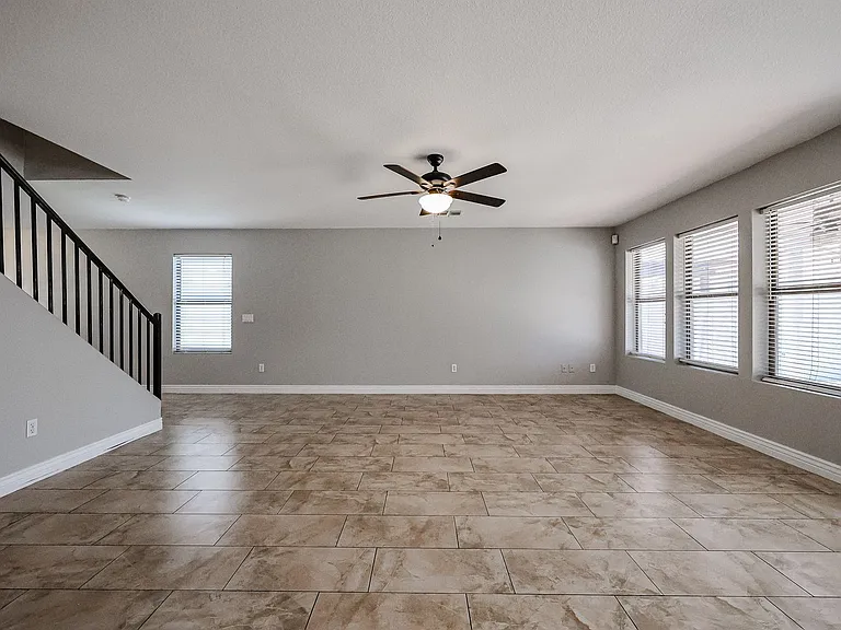 3385 E Longhorn Dr — Photo 12