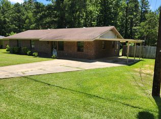 1096 Georgetown Cir, Terry, MS 39170