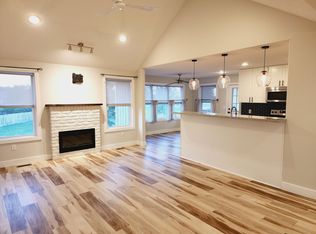 3063 E Colonial Ct, Republic, MO 65738