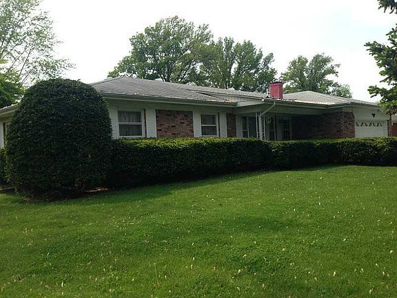 2nd image of 2403 N Everett St