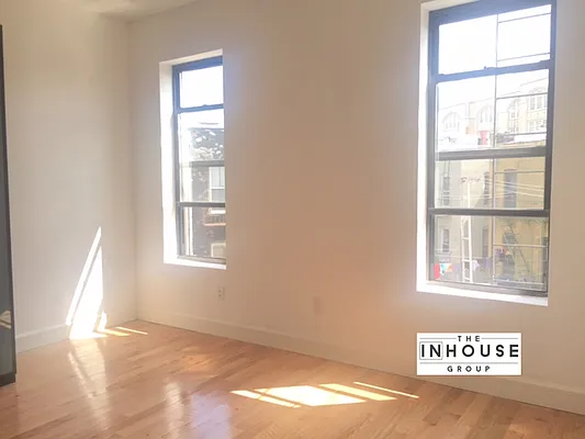 Rented by The InHouse Group | media 49