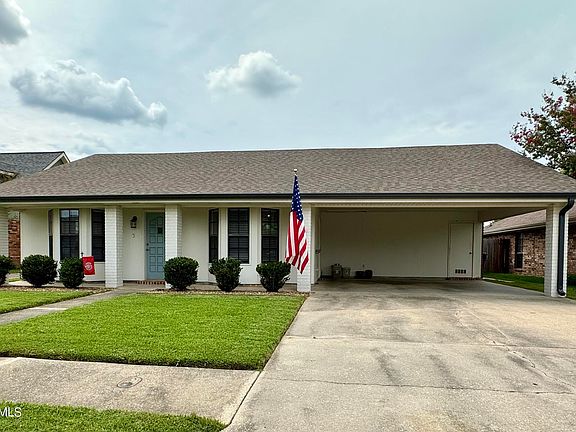 3rd image of 412 Timber Creek Dr