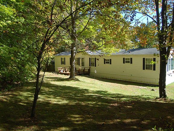 5th image of 979 Essex St Lot 435