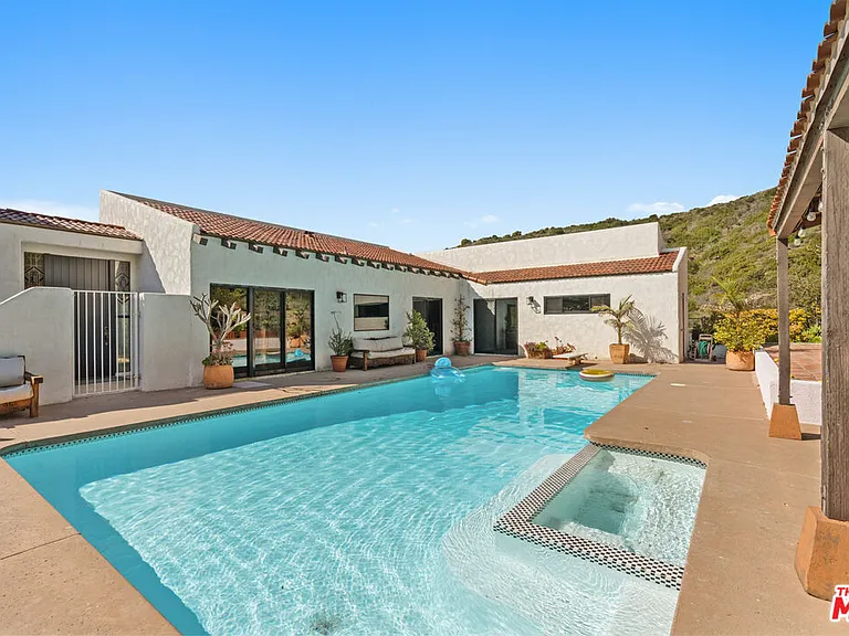 20755 Seaboard Rd — Photo 34