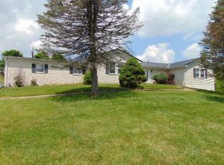 199 Bridgestone Dr, Berea, KY 40403