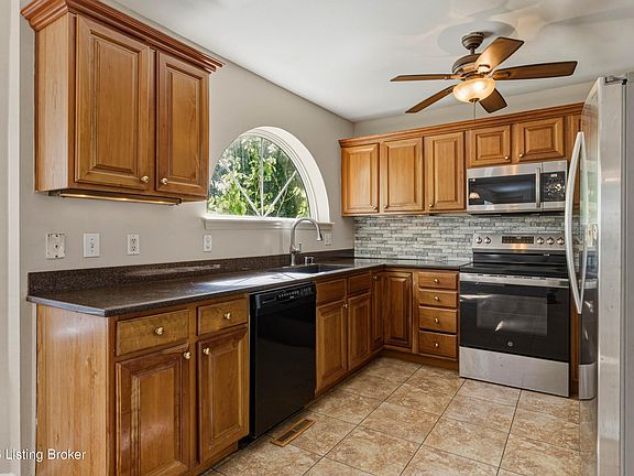 2nd image of 5312 Craigs Creek Dr